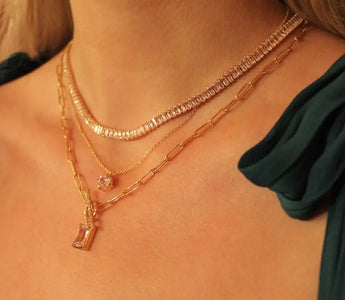 What Makes a 3 Layer Necklace a Versatile Accessory?