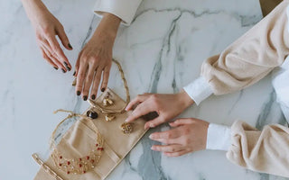 How Handmade Gold Jewelry Adds a Touch of Elegance to Any Outfit