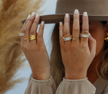 How to Style Jewelry with Scarves, Hats, and Accessories