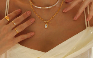 Styling Jewelry for Family Photos and Special Portraits