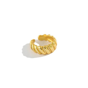 18k Gold Ear Cuff Huggie - Non Pierced Ear Cartilage Clip on Wrap Hoop 18k Gold Plated Simple Minimalist Delicate Handmade Hypoallergenic | Elegant Minimalist Jewelry for Women, Gift for Her