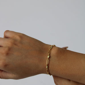 Dainty Paperclip Bracelet – 18K Gold Plated, 7 Inches Adjustable, Lightweight & Elegant