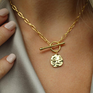Amelia Gold Toggle Necklace – 18K Gold Plated Rope Chain with Front Clasp, Adjustable & Hypoallergenic