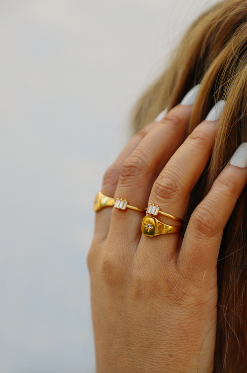 Amber Signet Ring - Chunky Gold Signet Ring with Zircon 